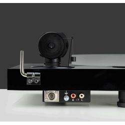 Pro-Ject X1 B Blanc - Sorties RCA et mini-XLR