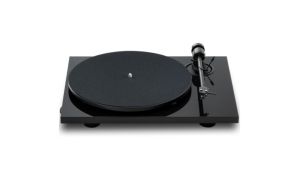 Pro-Ject E1.2 BT Noir - Platine vinyle manuelle 33 / 45 tours pré-amplifiée phono avec émetteur Bluetooth