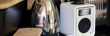 Poste de radio numérique avec batterie intégrée