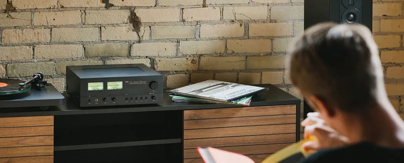 NAD C3030 : amplificateur HiFi intégré 2 x 50 Watts HybridDigital UcD avec DAC audio​
